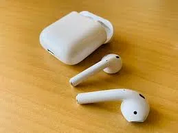 AirPods 單耳不見怎麼辦?這篇幫你找回一邊不見的耳機